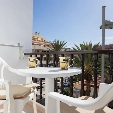 Cristianos Cg * 阿罗纳